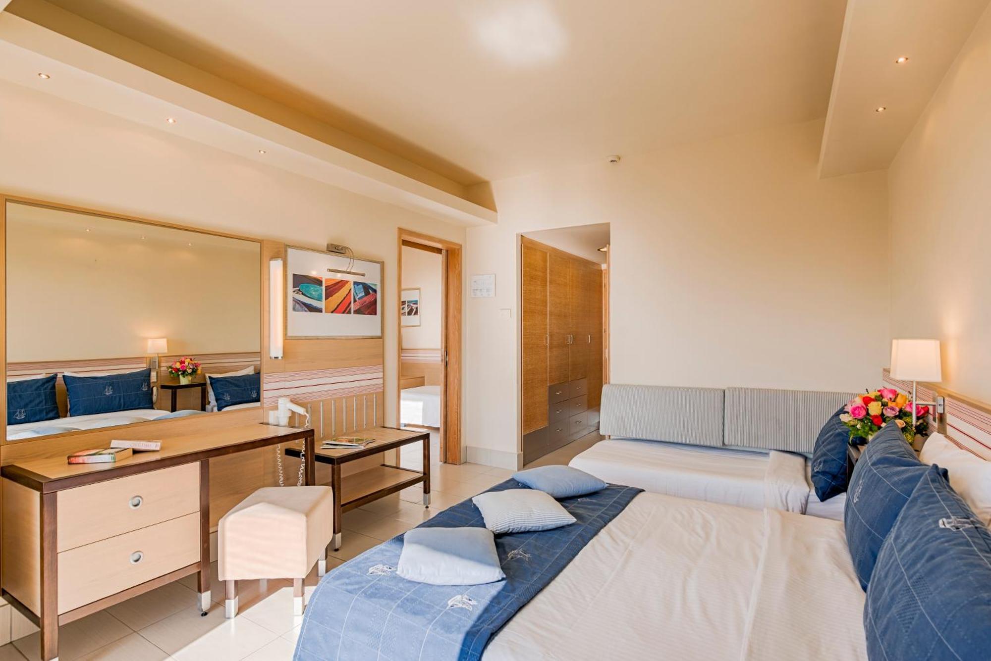 Esperides Beach Resort Ammoudes  Rom bilde