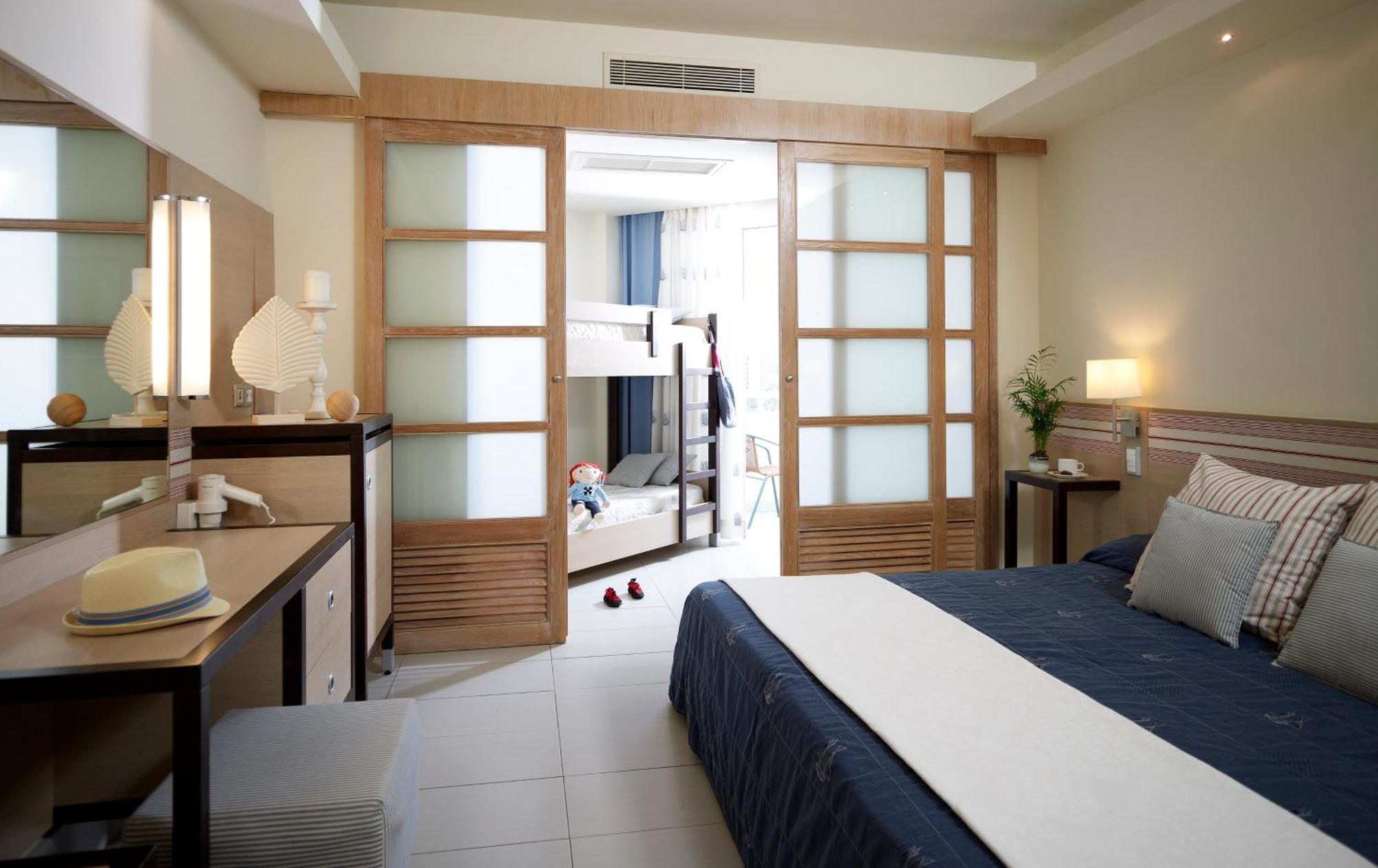 Esperides Beach Resort Ammoudes  Rom bilde