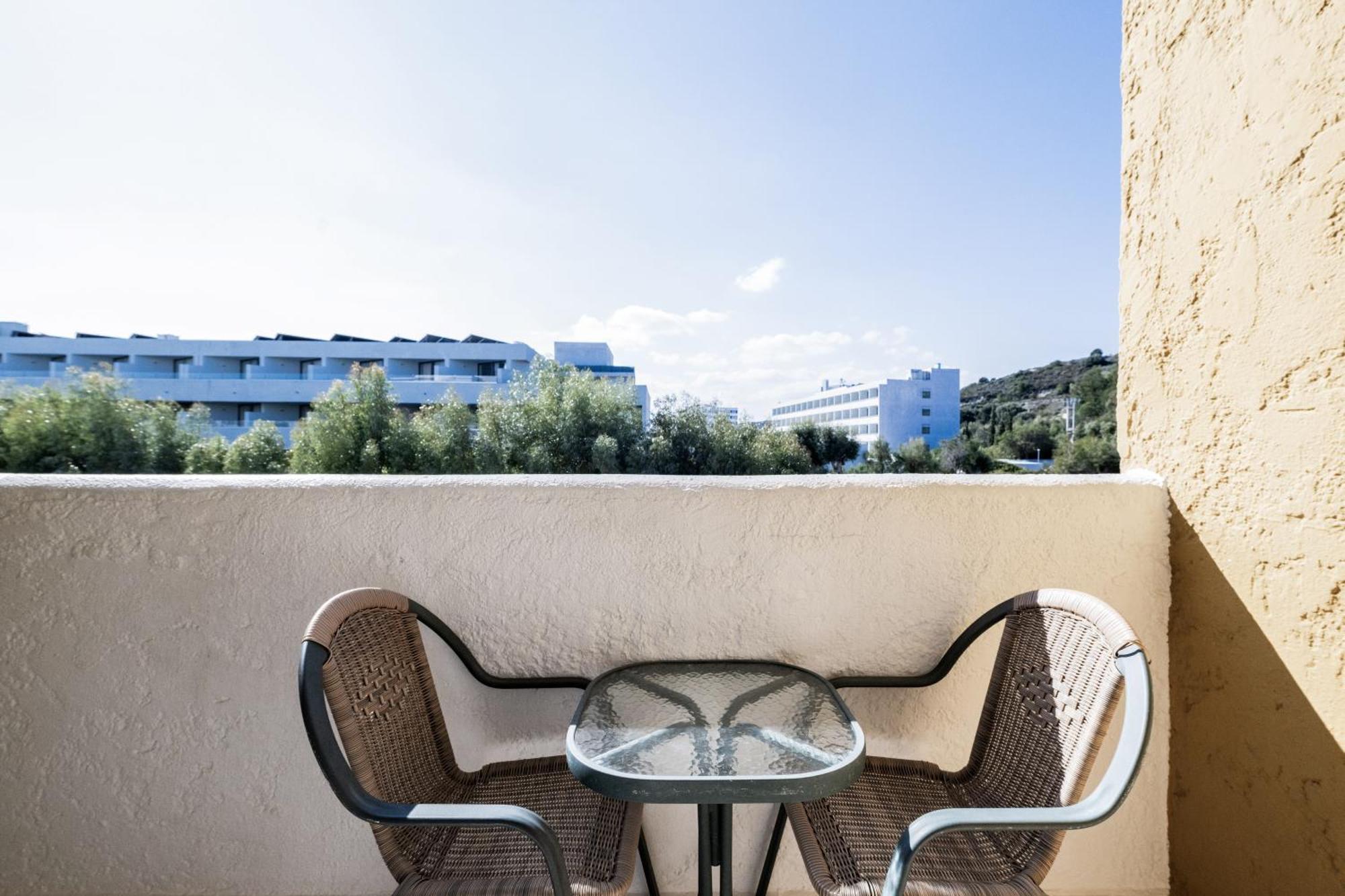 Esperides Beach Resort Ammoudes  Rom bilde